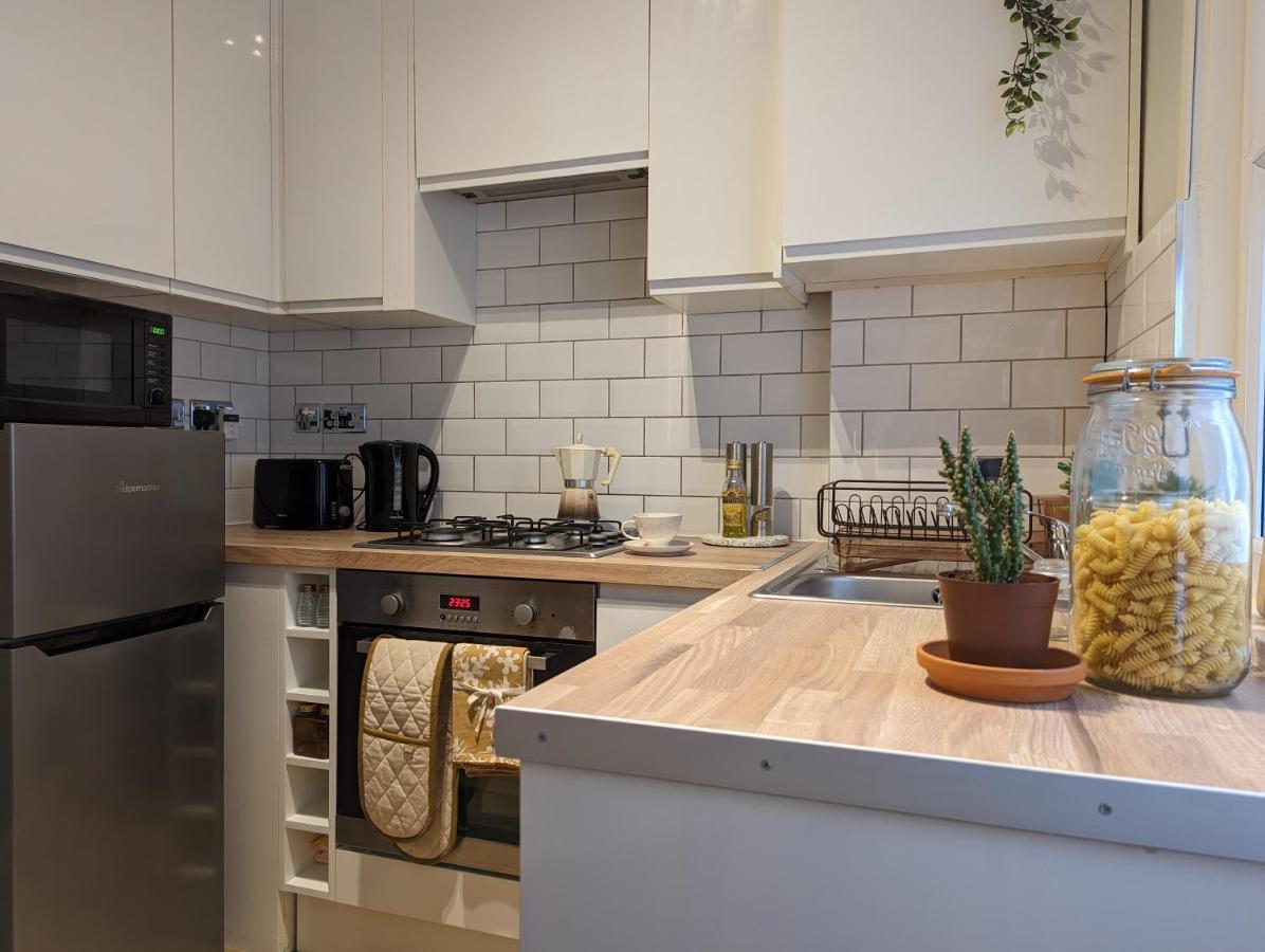 Gorgeous Apartment Wood Green Palmers Green Exterior photo