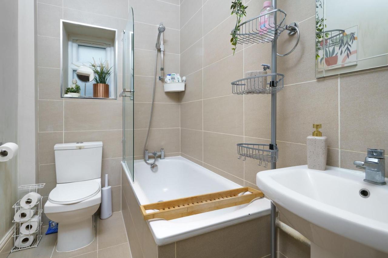 Gorgeous Apartment Wood Green Palmers Green Exterior photo